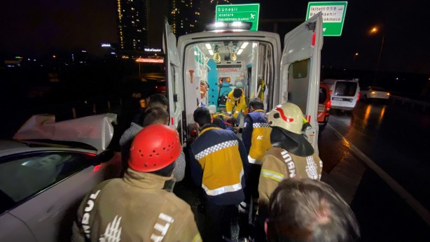 Foto - TEM Otoyolu'nda kaza, kaza getirdi!