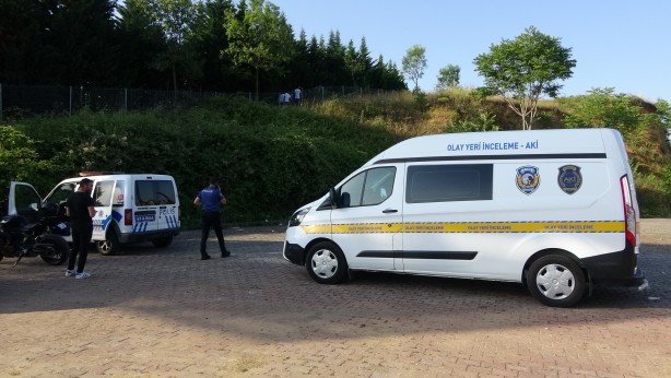 Foto - TEM Otoyolu'nda korkunç olay! Çürümüş ceset bulundu