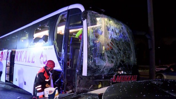 Foto - TEM Otoyolunda yolcu otobüsünün de karıştığı zincirleme kaza!