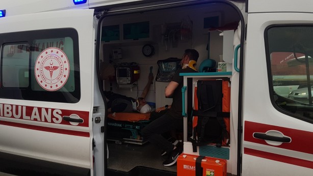 Foto - TEM’de zincirleme kaza! Ortalık savaş alanına döndü: Yaralılar var