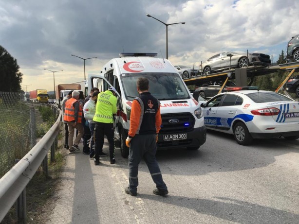 Foto - TEM'de zincirleme kaza! Yaralılar var