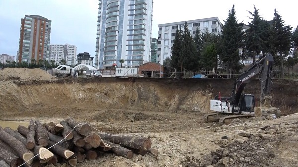 Foto - Temel kazısı yürekleri ağızlara getirdi!