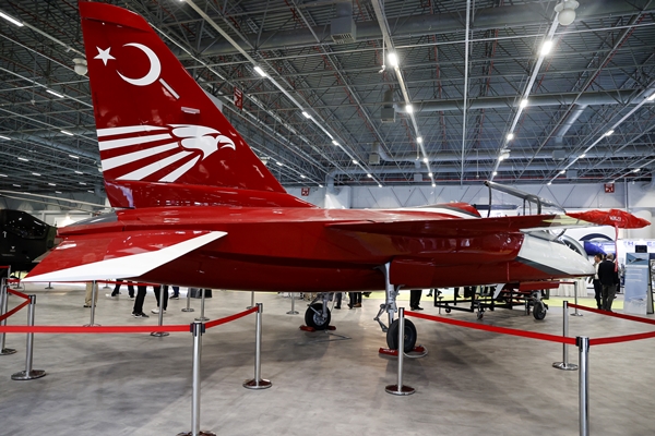 Foto - Temel Kotil müjdeleri peş peşe duyurdu! Türkiye'nin "milli çelik kanatları" için geri sayım