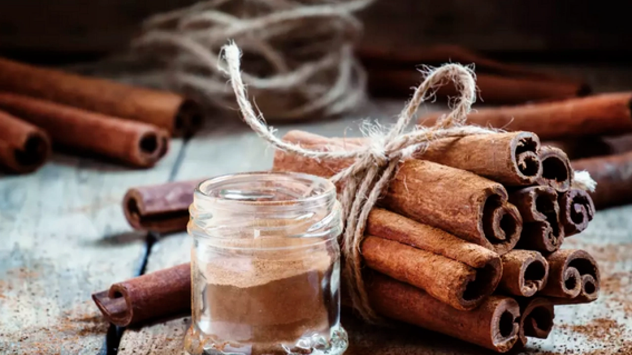 Foto - Temizlikten önce bunu yapın! Kimse bilmiyor işte 1 kaşık ekleyeceğiniz baharatı yerseniz