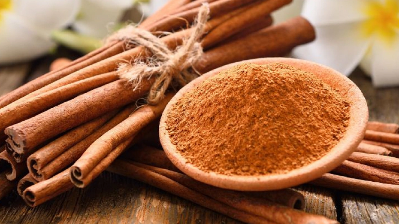 Foto - Temizlikten önce bunu yapın! Kimse bilmiyor işte 1 kaşık ekleyeceğiniz baharatı yerseniz