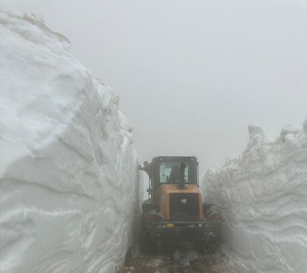 Temmuz ayında karla mücadele