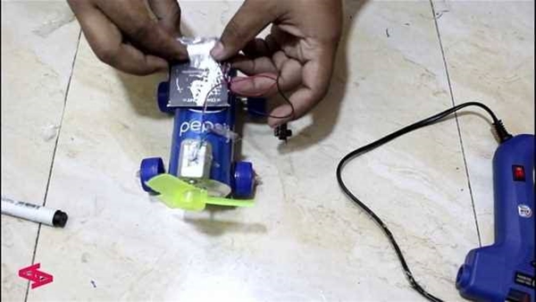 Foto - Teneke kutudan bakın ne yaptı!