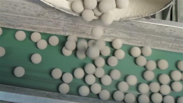 Foto - Tenis topu nasıl yapılıyor? Gelin bakalım...