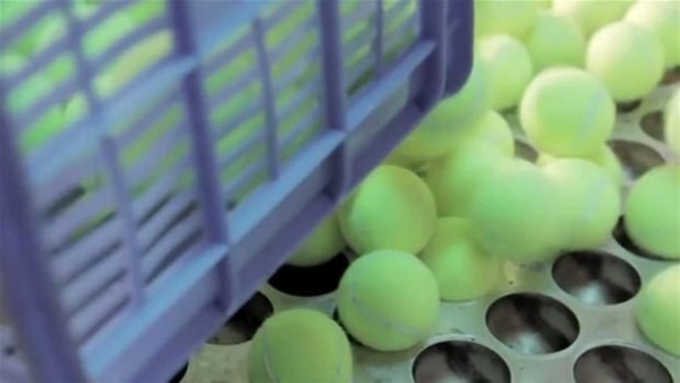 Foto - Tenis topu nasıl yapılıyor? Gelin bakalım...