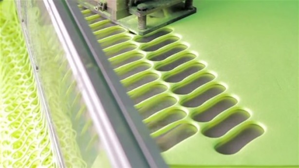 Foto - Tenis topu nasıl yapılıyor? Gelin bakalım...