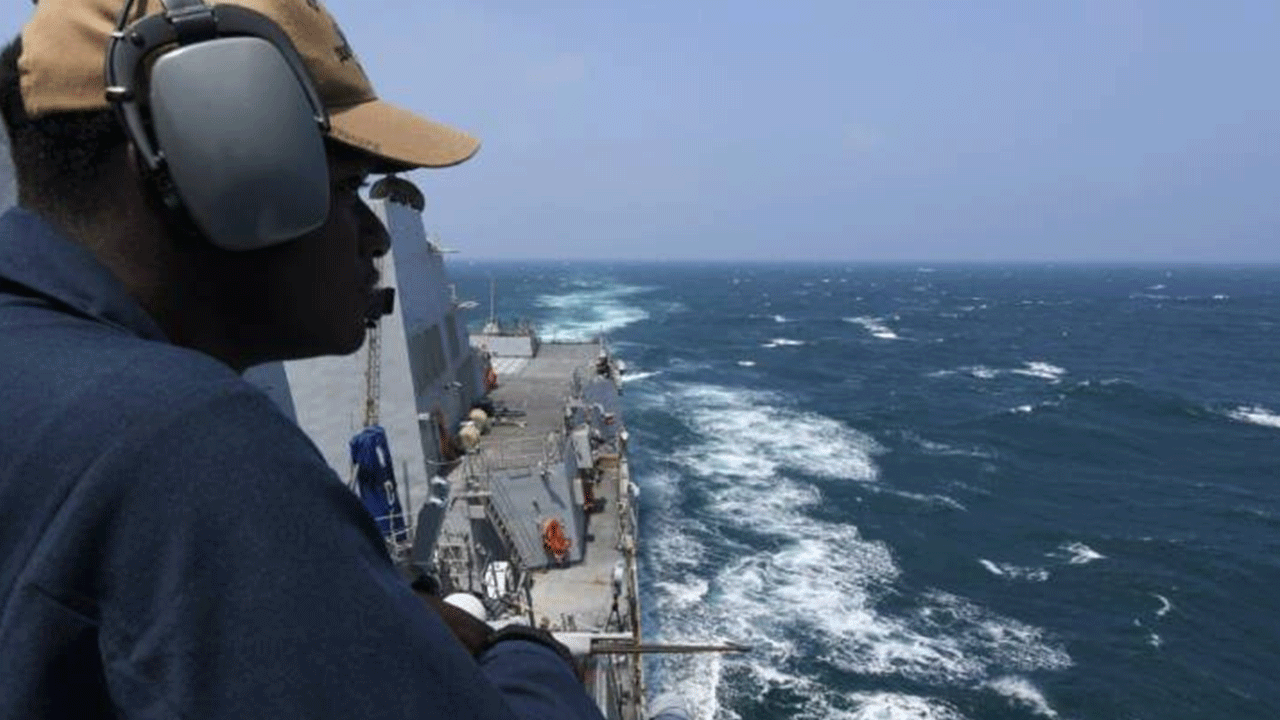 Foto - Tepki çeken tatbikat: Ada çevresini kuşattılar!