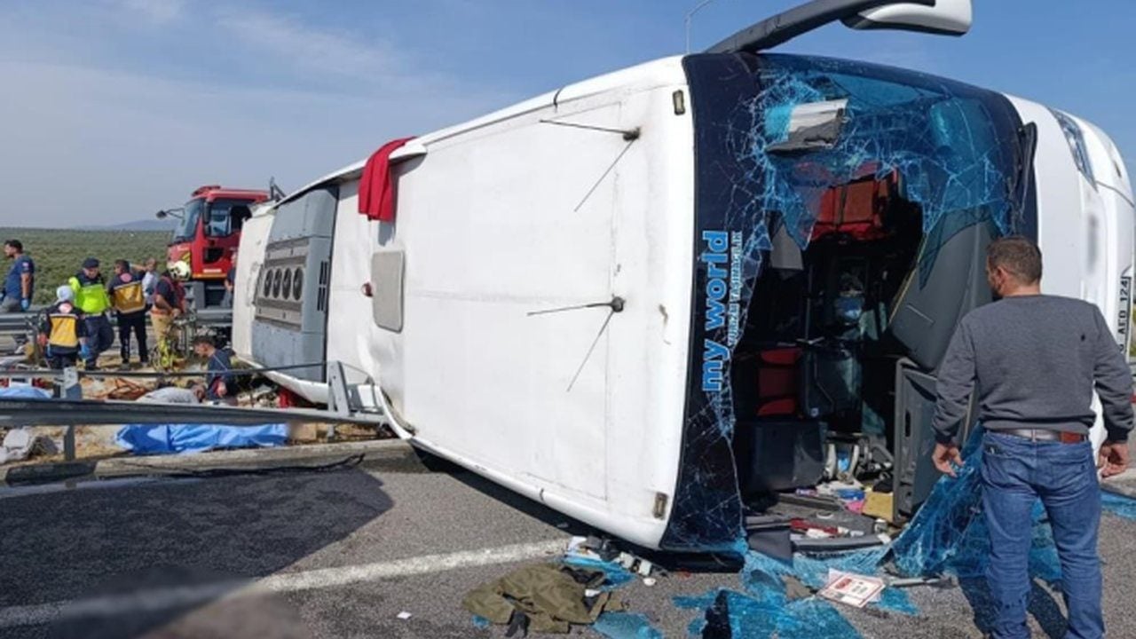 Foto - Tepki üstüne tepki yağıyor! 11 kişinin öldüğü trafik kazası sonrası tur şirketinden "Yok artık" dedirten savunma
