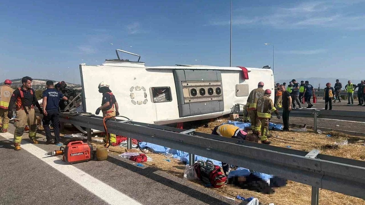 Foto - Tepki üstüne tepki yağıyor! 11 kişinin öldüğü trafik kazası sonrası tur şirketinden "Yok artık" dedirten savunma