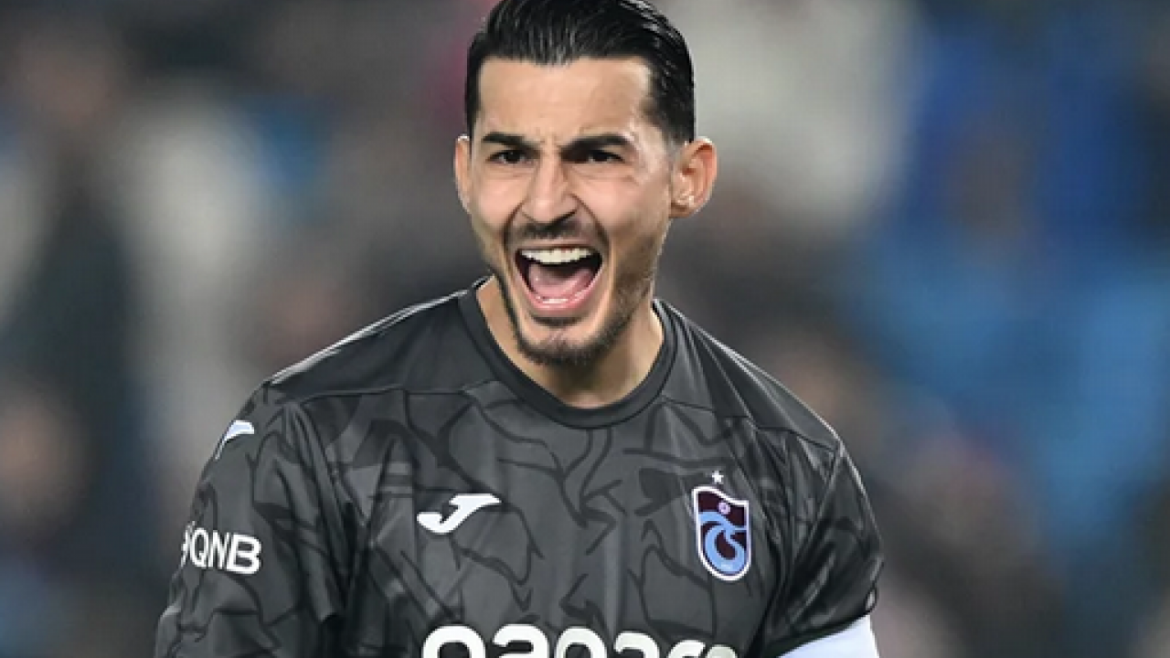 Tepki üstüne tepki yağıyor: Trabzonspor taraftarından 'dolarlı' Uğurcan Çakır protestosu