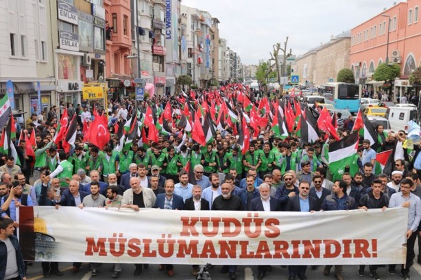 Foto - Tepkiler çığ gibi büyüyor... Vatandaşlar Kudüs için ayakta