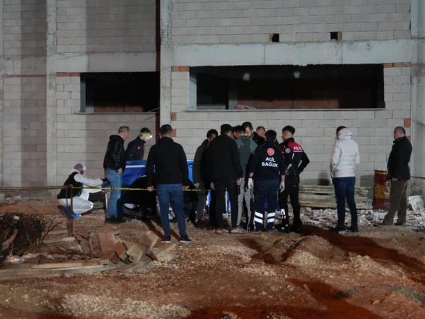 Teravihe giderken ceset buldular