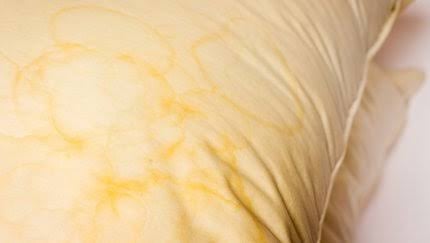 Foto - Terden sararan yastıkları 5 dakikada beyazlatıyor! Avrupalılar asırlardır yapıyor