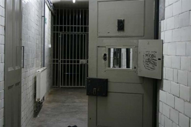 Foto - Terk edilmiş hapishaneden ürpertici fotoğraflar!