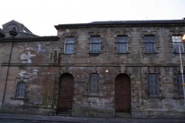 Terk edilmiş hapishaneden ürpertici fotoğraflar!