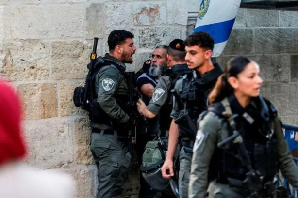 Foto - Terör devleti İsrail bayramı da kana buladı! Han Yunus ve Refah'a bomba yağdı