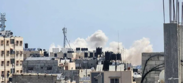 Foto - Terör devleti İsrail bayramı da kana buladı! Han Yunus ve Refah'a bomba yağdı