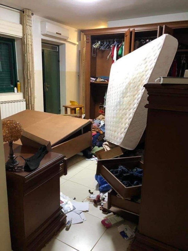 Foto - Terör devleti İsrail yakıyor, yıkıyor, el koyuyor!