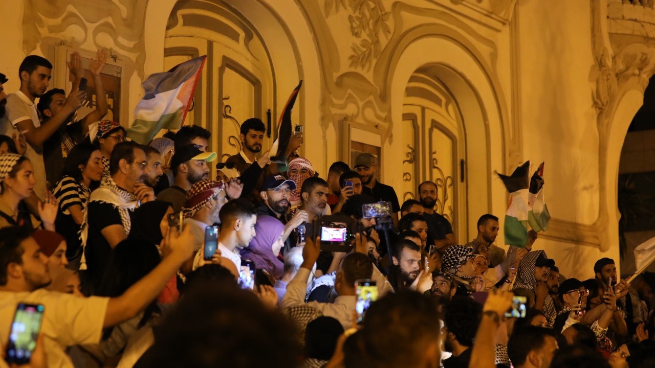 Foto - Terör devletine lanet yağıyor! Dünya Sumud Filosu için ayakta