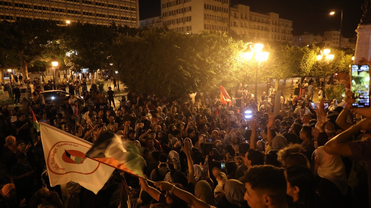Foto - Terör devletine lanet yağıyor! Dünya Sumud Filosu için ayakta