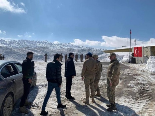 Foto - Terör örgütü PKK'nın 'İkinci Kandil' dediği Kato Dağı'nda Mehmetçik'ten mangal keyfi!