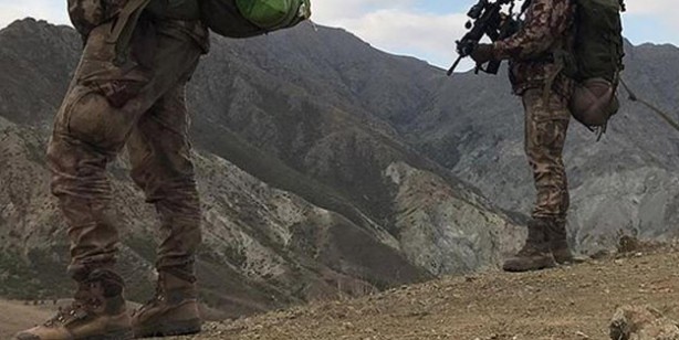 Terör örgütü PKK'ya darbe! 4 sığınakta çok sayıda mühimmat ele geçirildi