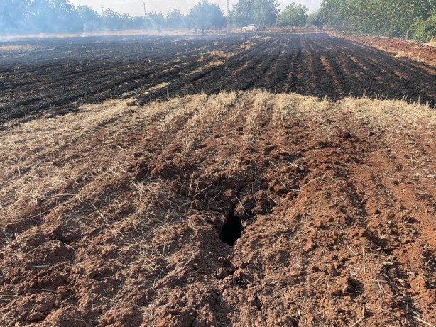 Foto - Terör örgütünden kalleş saldırı! Bölgeye 5 roket düştü