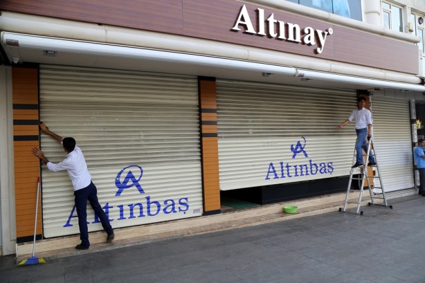 Terör saldırılarının şehirdeki tahribatı ortaya çıktı