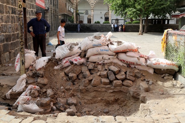 Foto - Terör saldırılarının şehirdeki tahribatı ortaya çıktı