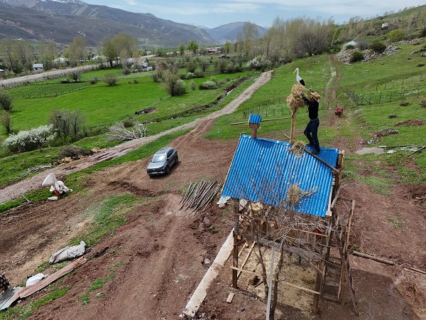 Foto - Terör sebebiyle tek etti 25 yıl sonra döndü! Şimdi onların dönmesini bekliyor