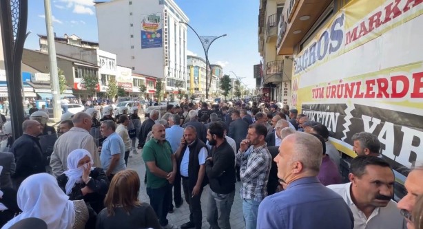 Foto - Terör seviciler polise taşla saldırdı
