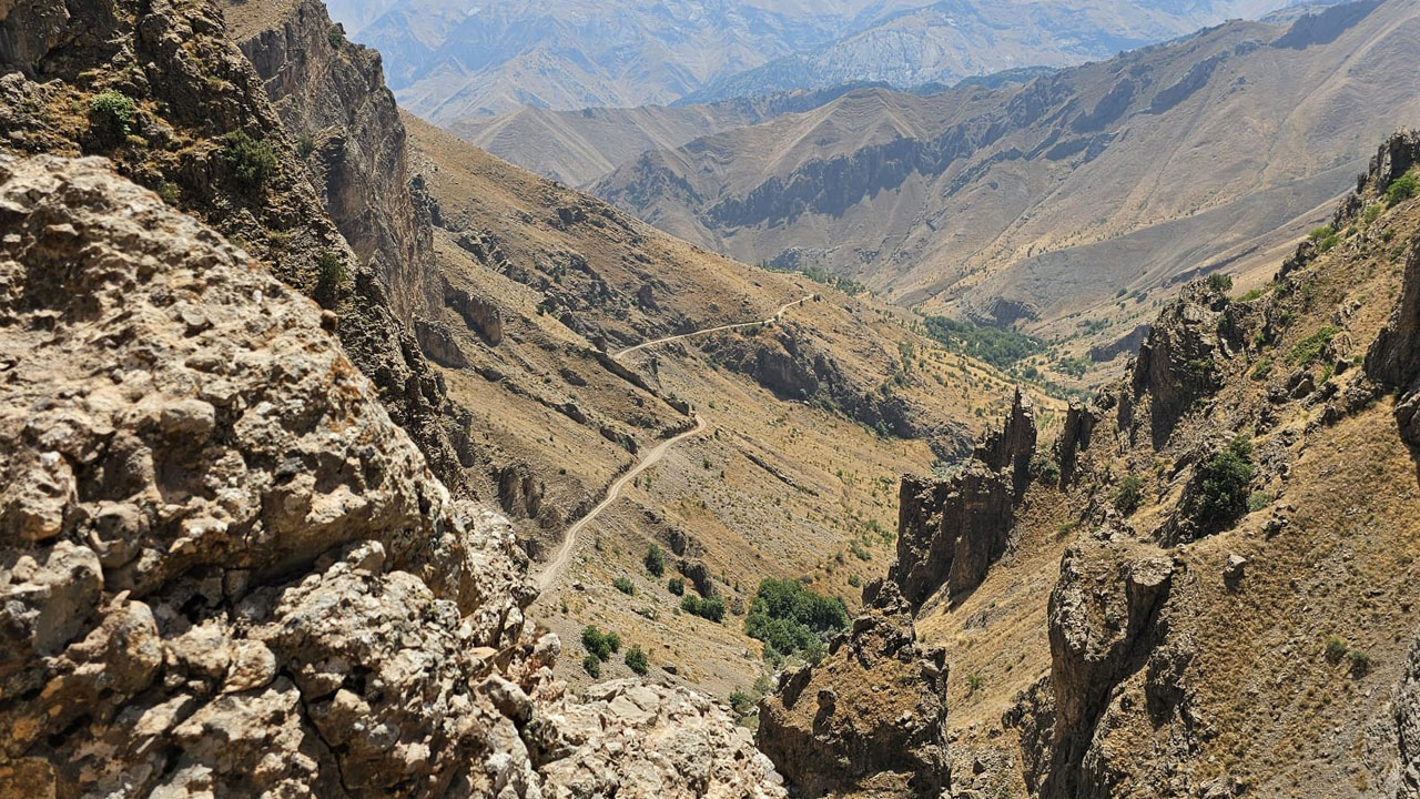 Foto - Terörden arındı, turizmin gözdesi oldu! Hakkari’de saklı cennet keşfediliyor