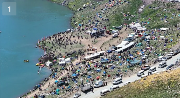 Teröre veda festivale merhaba! Hakkari'nin Yüksekova ilçesinde düzenlenen Cilo Festivali'ne 30 bin kişi katıldı