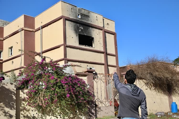 Foto - Terörist Hafter tarihi kenti harabeye çevirdi