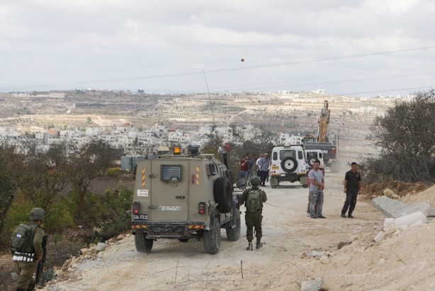 Foto - Terörist İsrail askerleri Filistinlilere ait iki evi daha yıktı