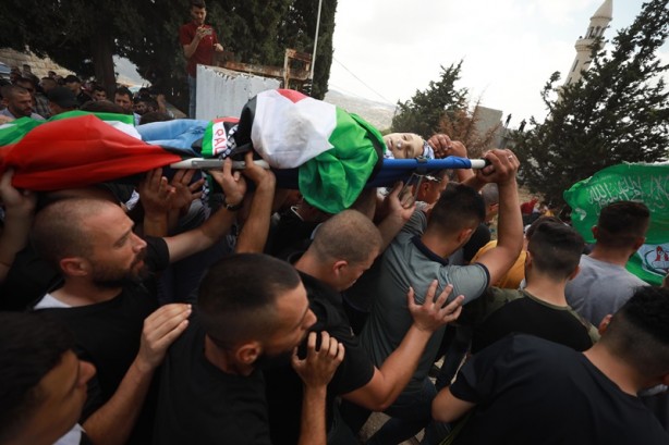 Foto - Terörist İsrail askerleri katletti! Filistinli çocuk toprağa verildi