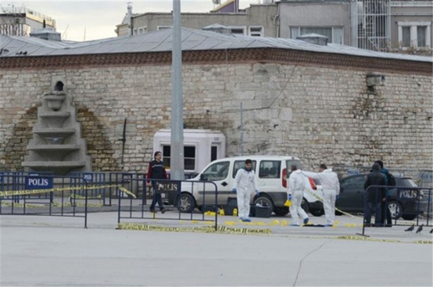 Foto - Teröristler işte bu silahı kullandı