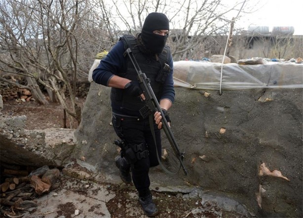 Foto - Teröristler köşeye sıkıştırıldı