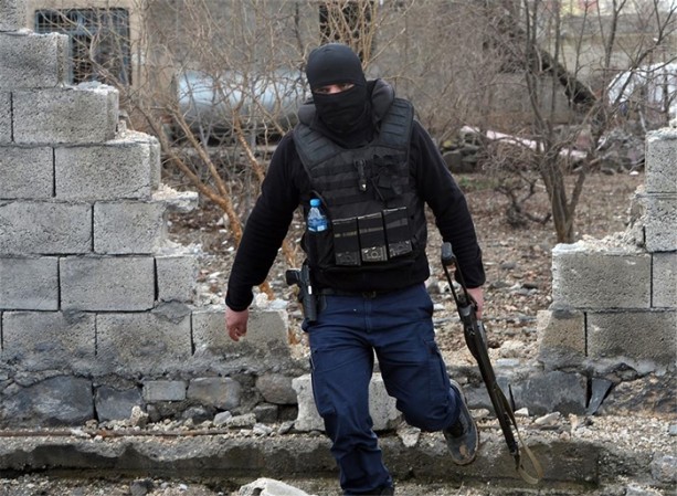 Foto - Teröristler köşeye sıkıştırıldı