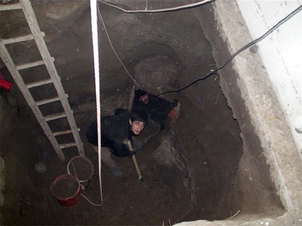 Foto - Teröristler şarkılar eşliğinde bomba hazırladı!