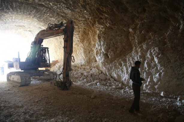 Foto - Teröristler terk ettikleri binalara patlayıcı tuzaklamış