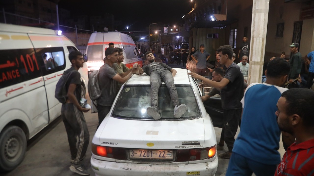 Teröristler yine saldırdı! Çok sayıda sivil şehit oldu