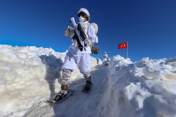 Foto - Teröristlere aman verilmiyor! O anlar böyle yayınlandı
