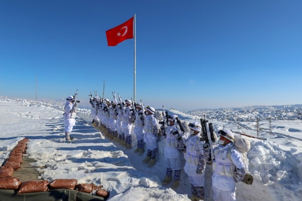 Foto - Teröristlere aman verilmiyor! O anlar böyle yayınlandı