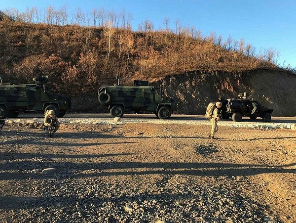 Foto - Teröristlere torba yetişmiyor! Sözde ‘doğu cephesi’ çökertildi