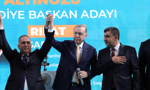 Foto - Teröristlerin en büyük siyasi hamisi CHP yöneticileridir